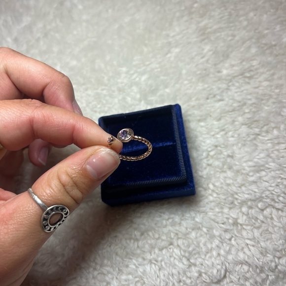 NEW Pink Silver Stone Ring - Picture 2 of 3